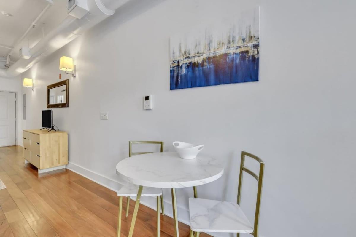 Lush Savannah Loft - Near Plant Riverside District Экстерьер фото